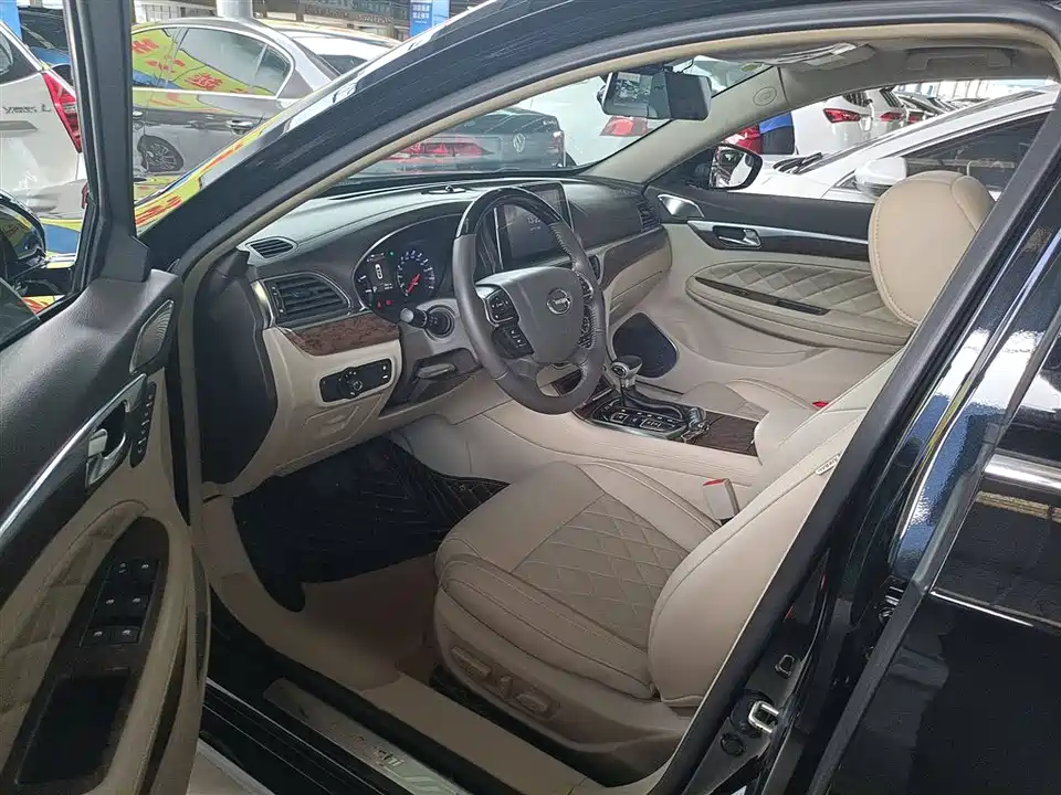 Trumpchi Trumpchi GA8