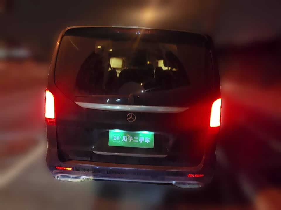 Mercedes-Benz V-class