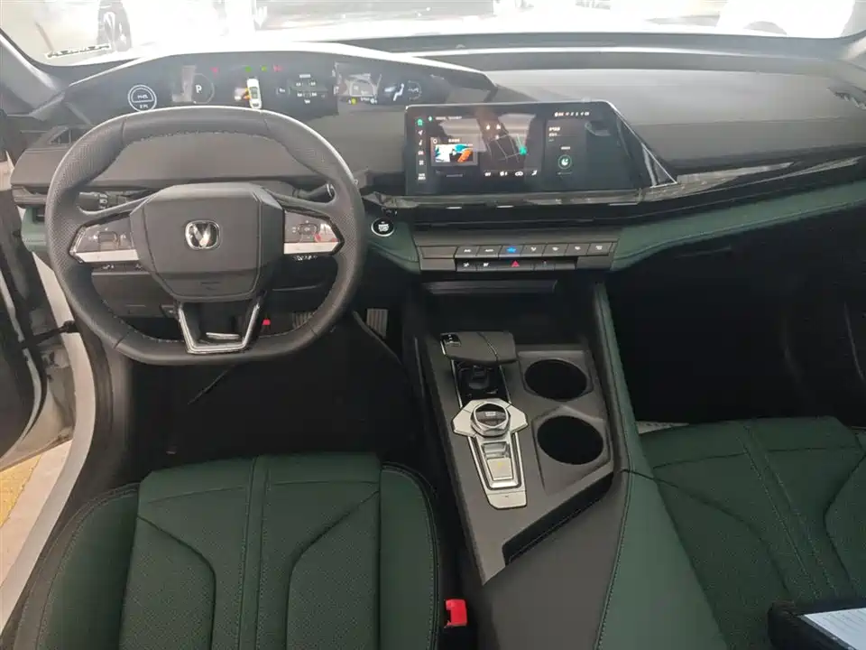 Changan UNI-V Smart iDD