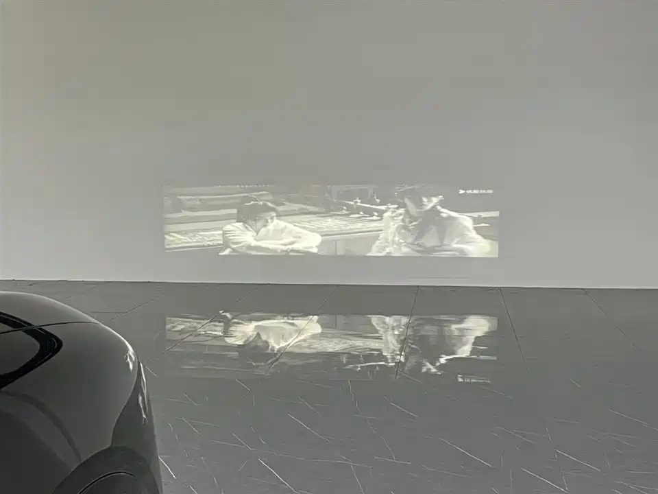 AITO Ask the world M9