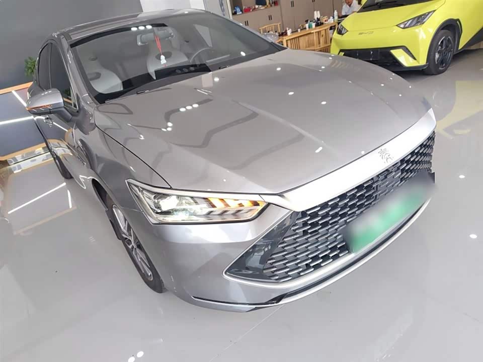BYD Qin Yuan BYD Qin Yuan