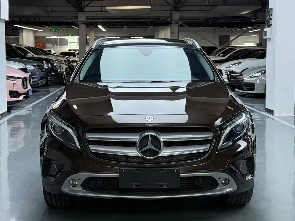 Mercedes-Benz GLA