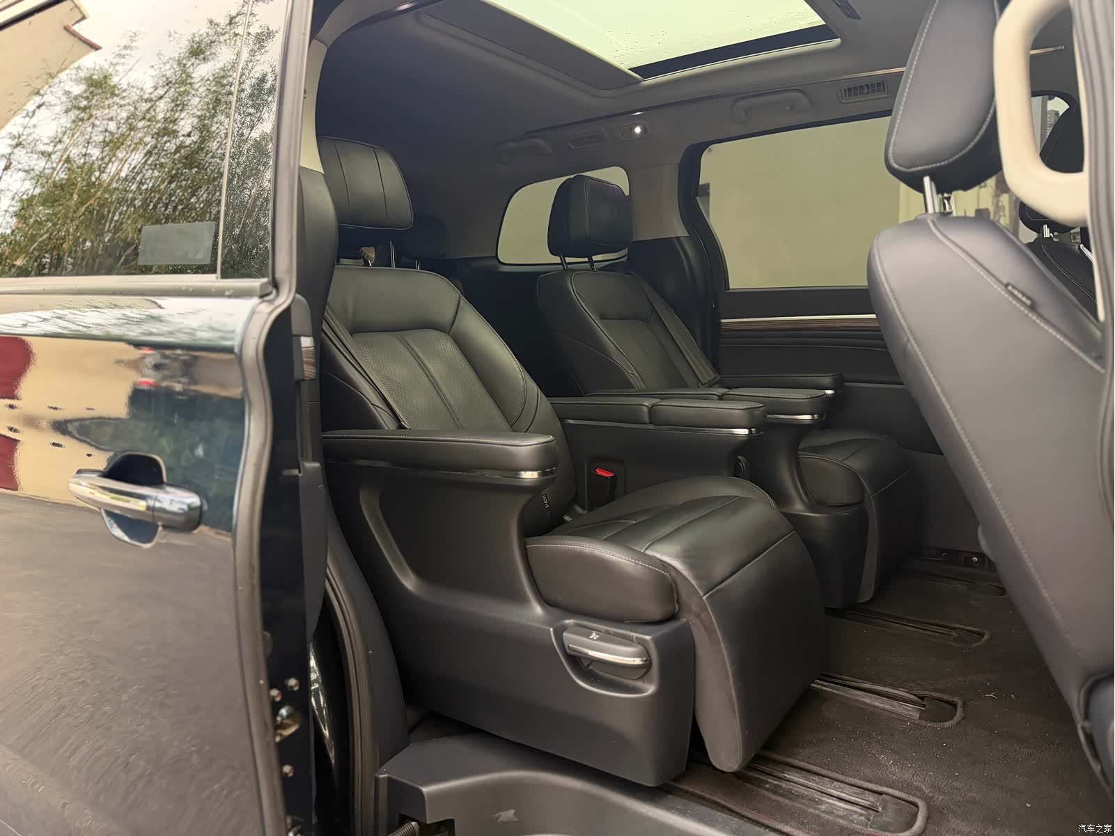 Trumpchi M8, 2021 10