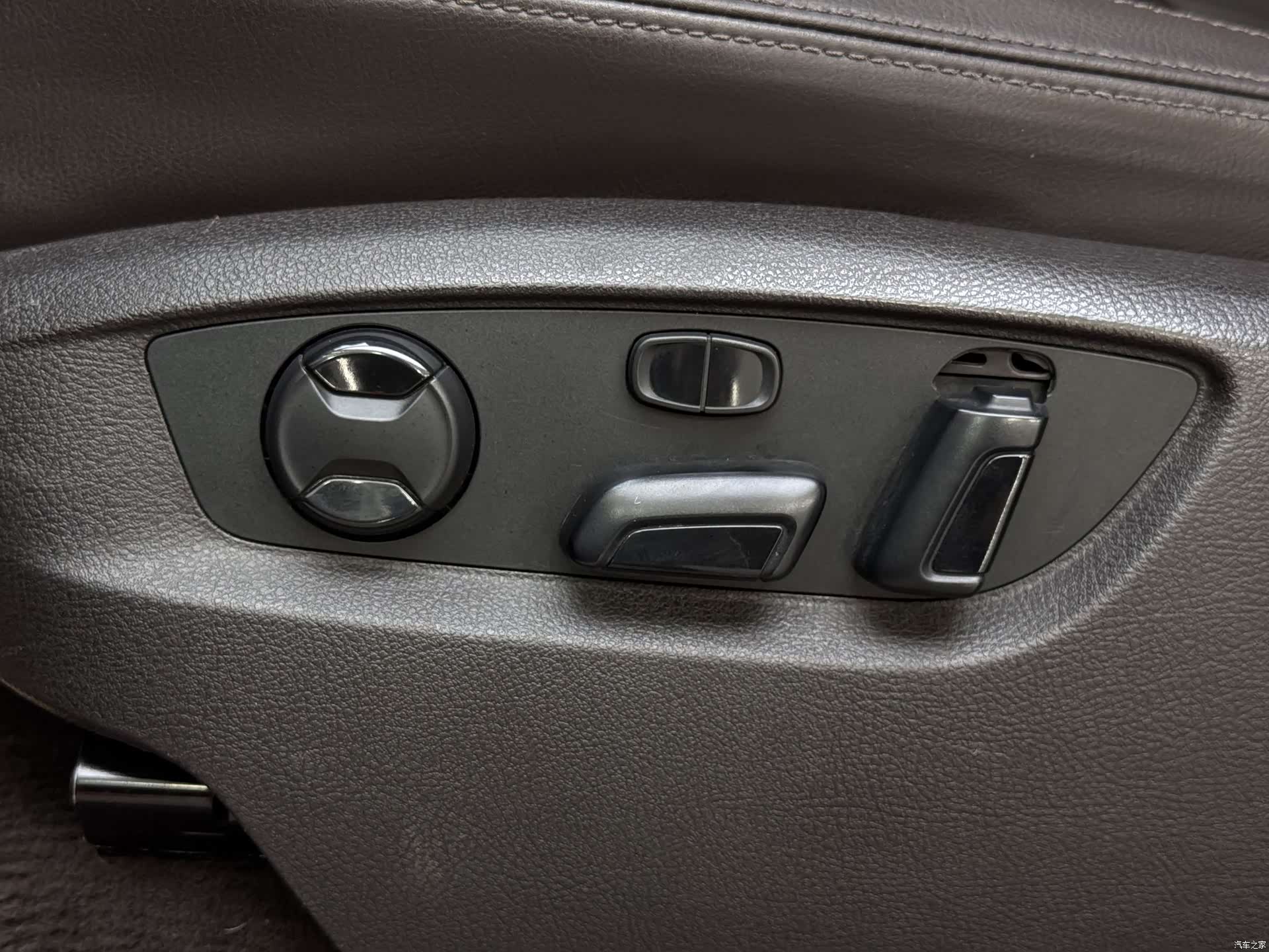 Volkswagen Touareg, 2016 16