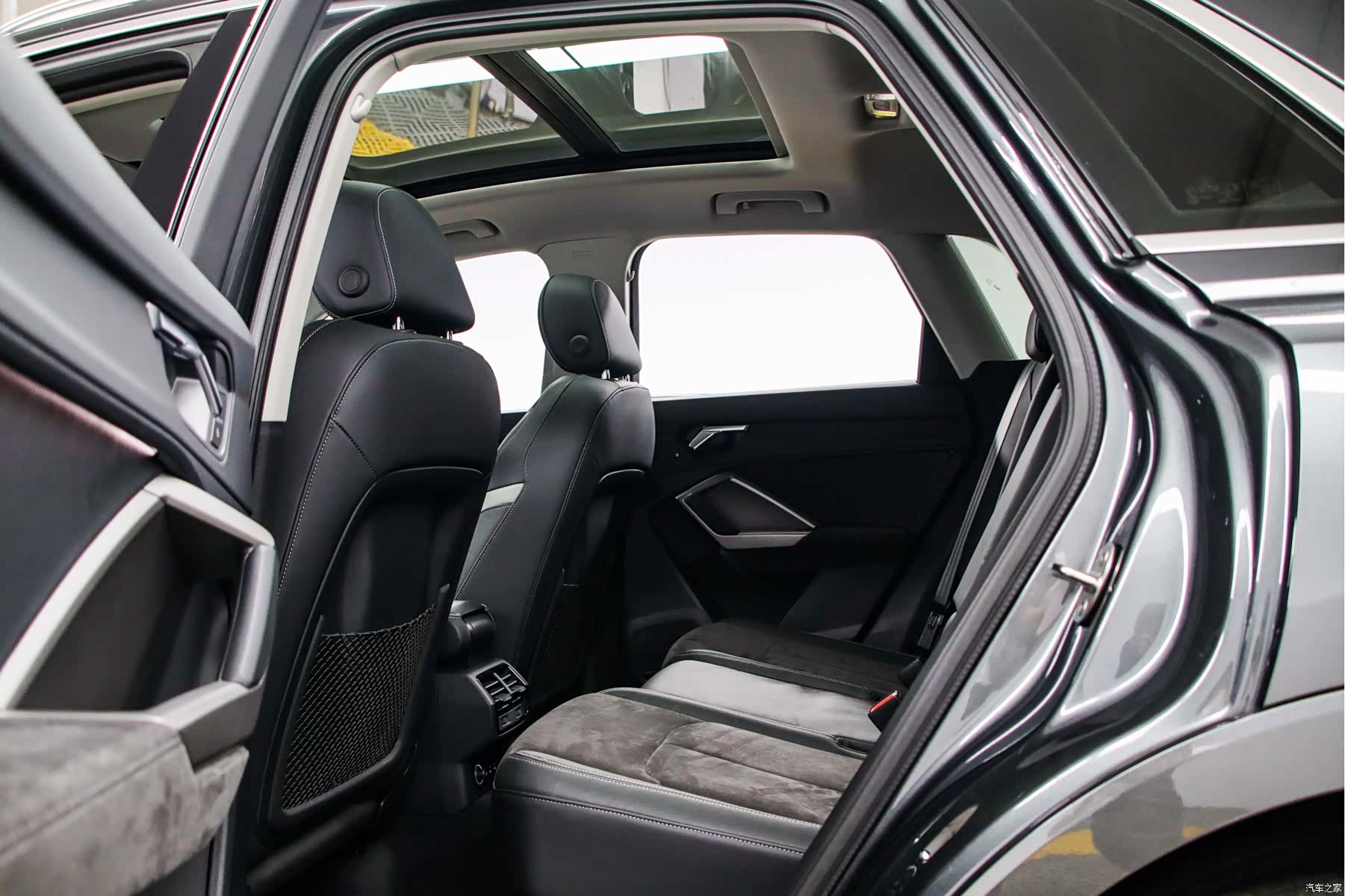 Audi Q3, 2022 16