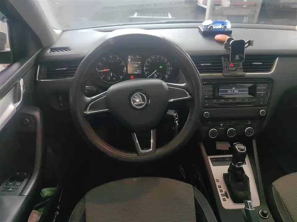 Skoda Octavia Skoda Octavia