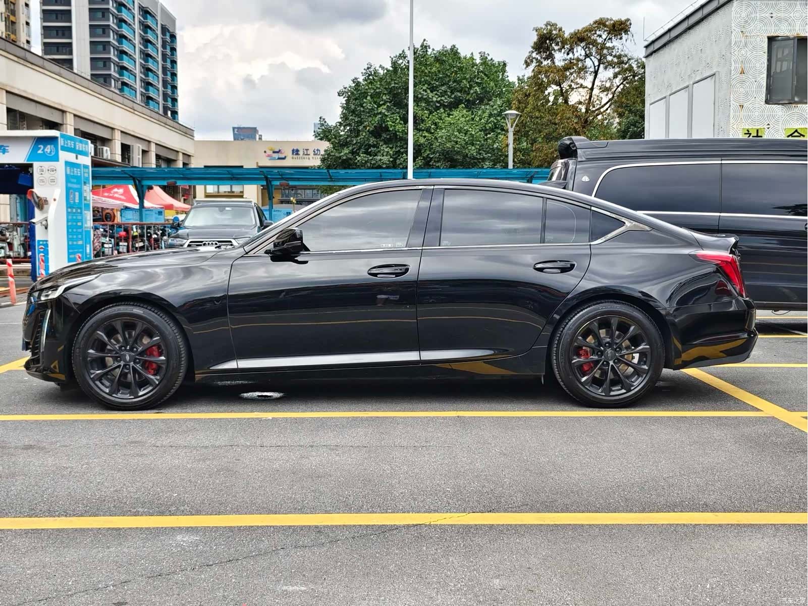 Cadillac CT5, 2023 9