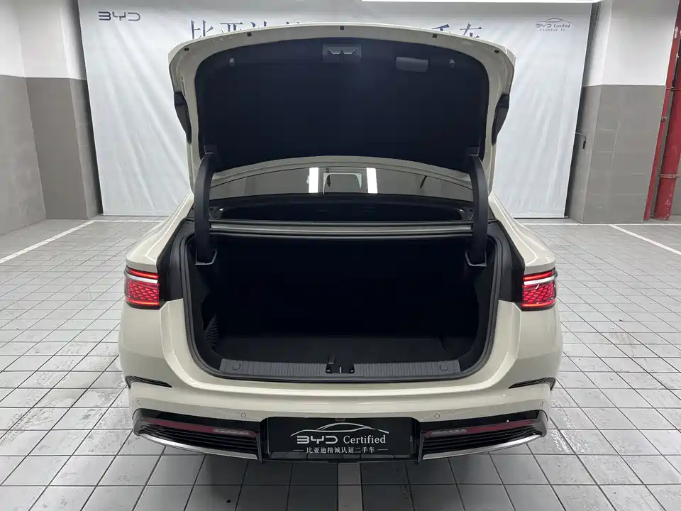 BYD Seal 07 DM-i