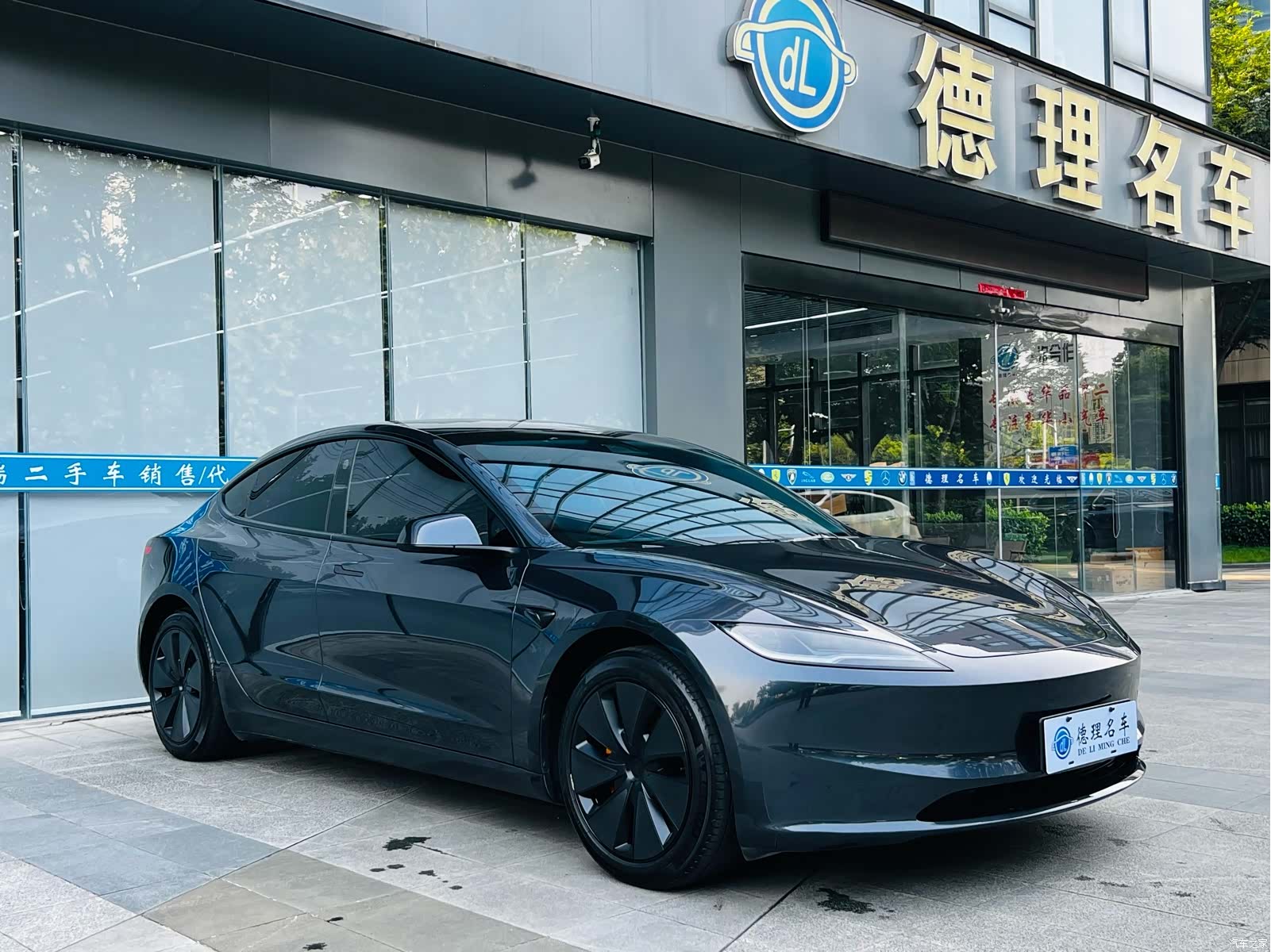 Tesla Model 3, 2024 4
