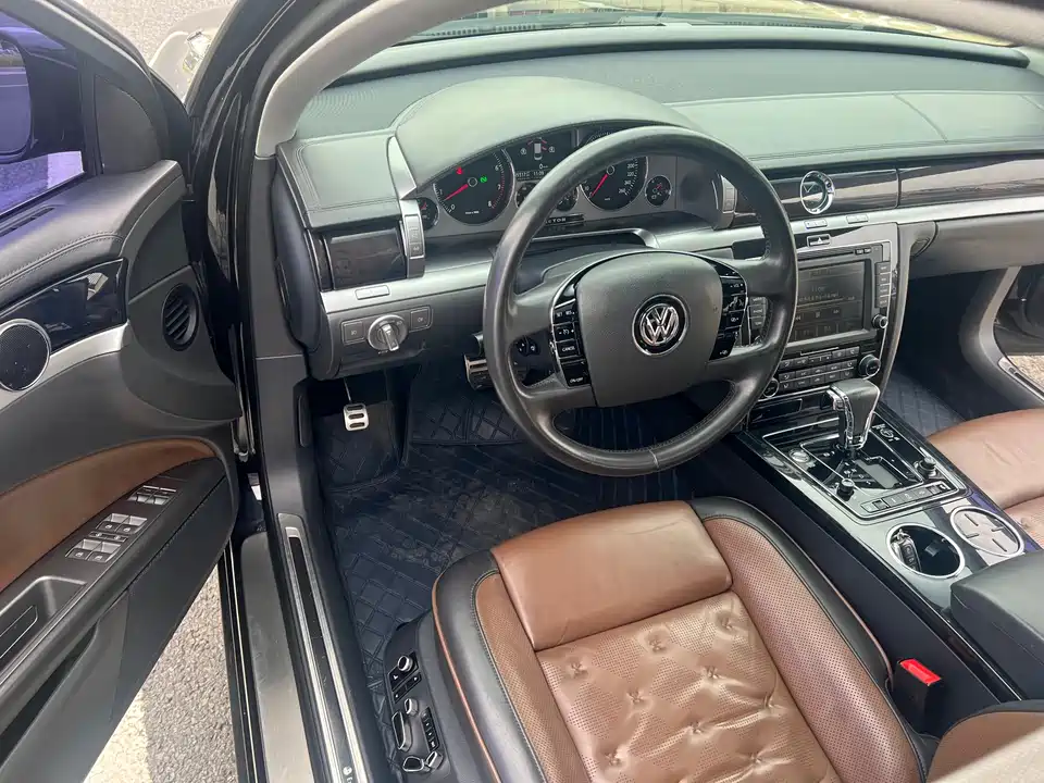 Volkswagen Phaeton