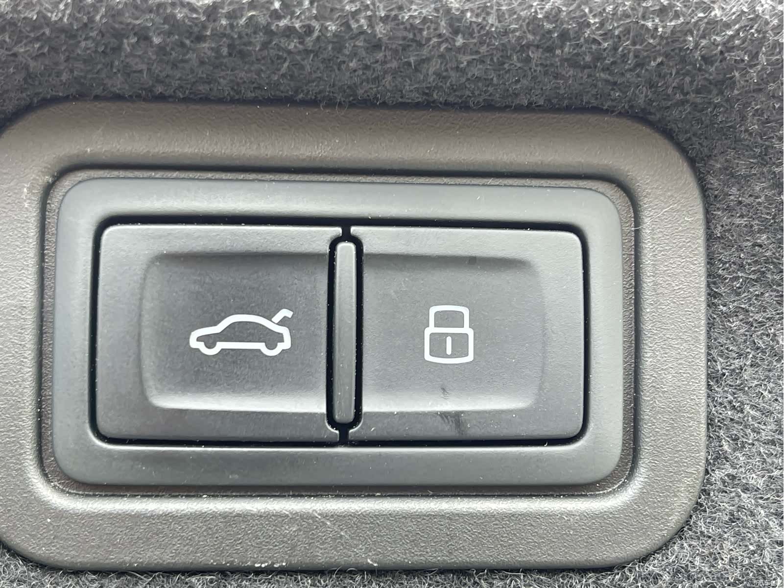 Audi A7L, 2023 25