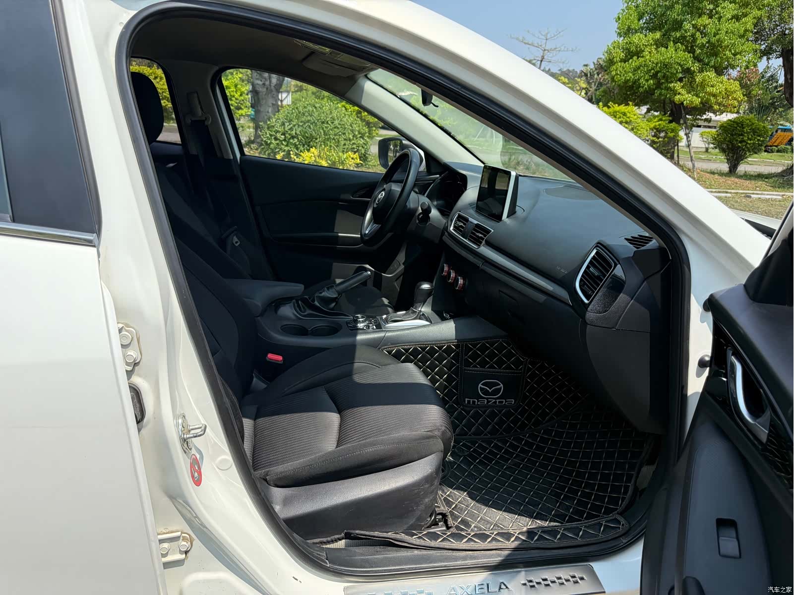 Mazda Mazda3, 2016 14