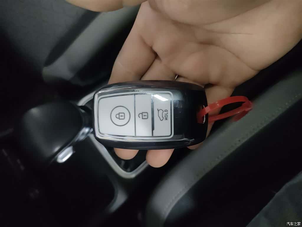 Kia KX1, 2018 11