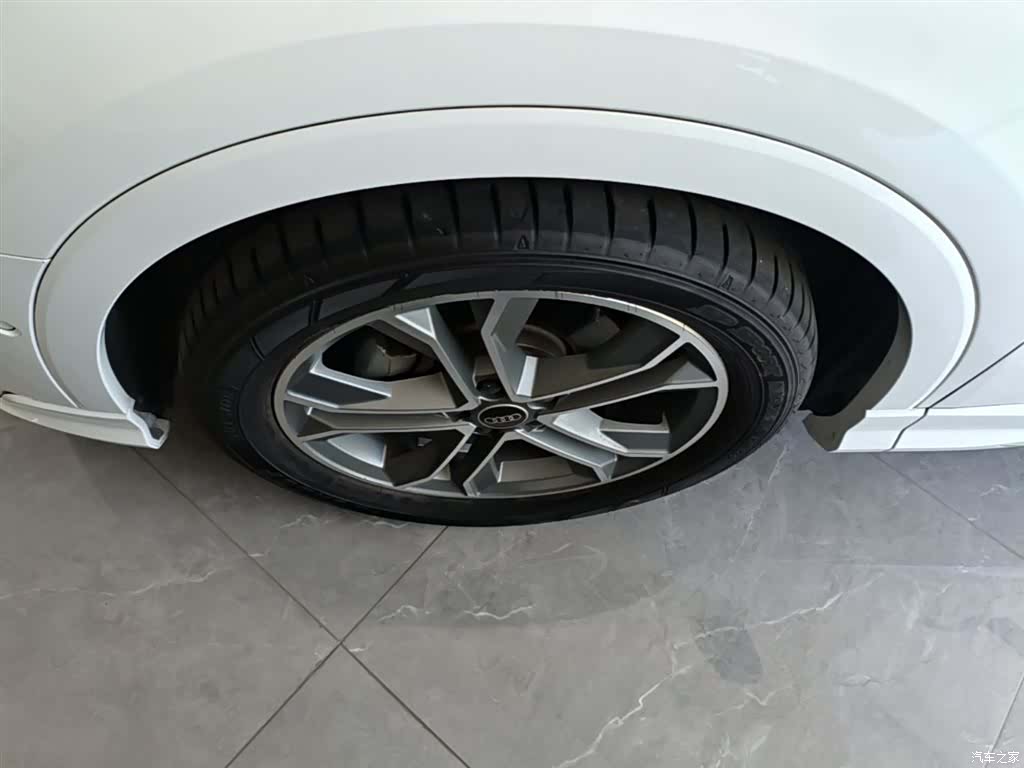 Audi Q3, 2023 23