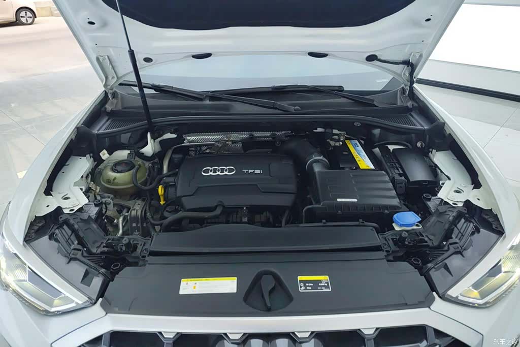 Audi Q3, 2021 10