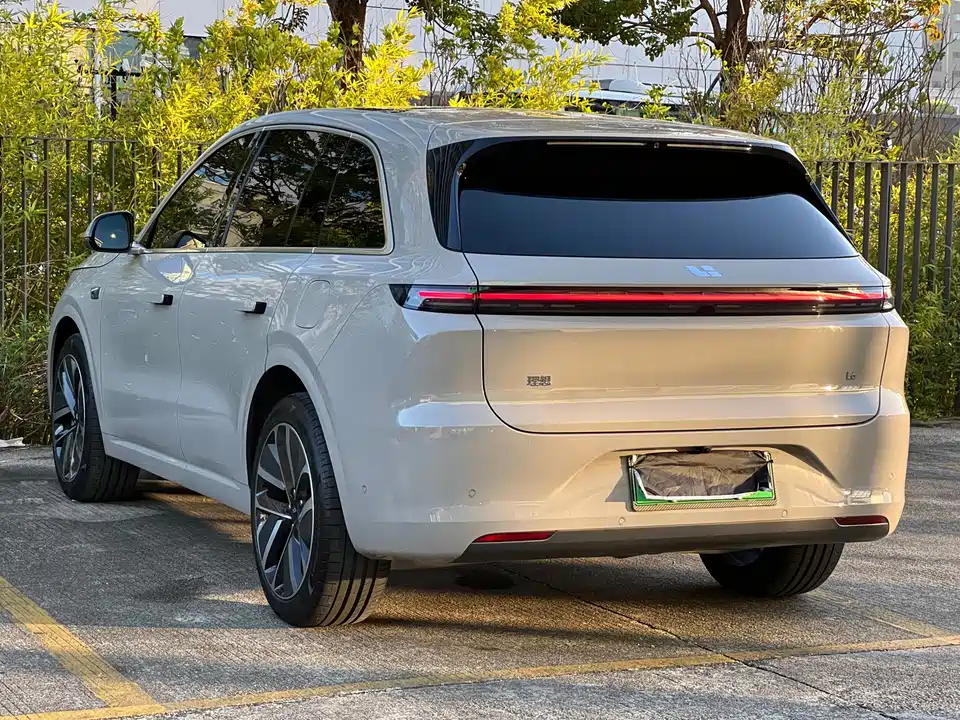 Li Auto Ideal L6