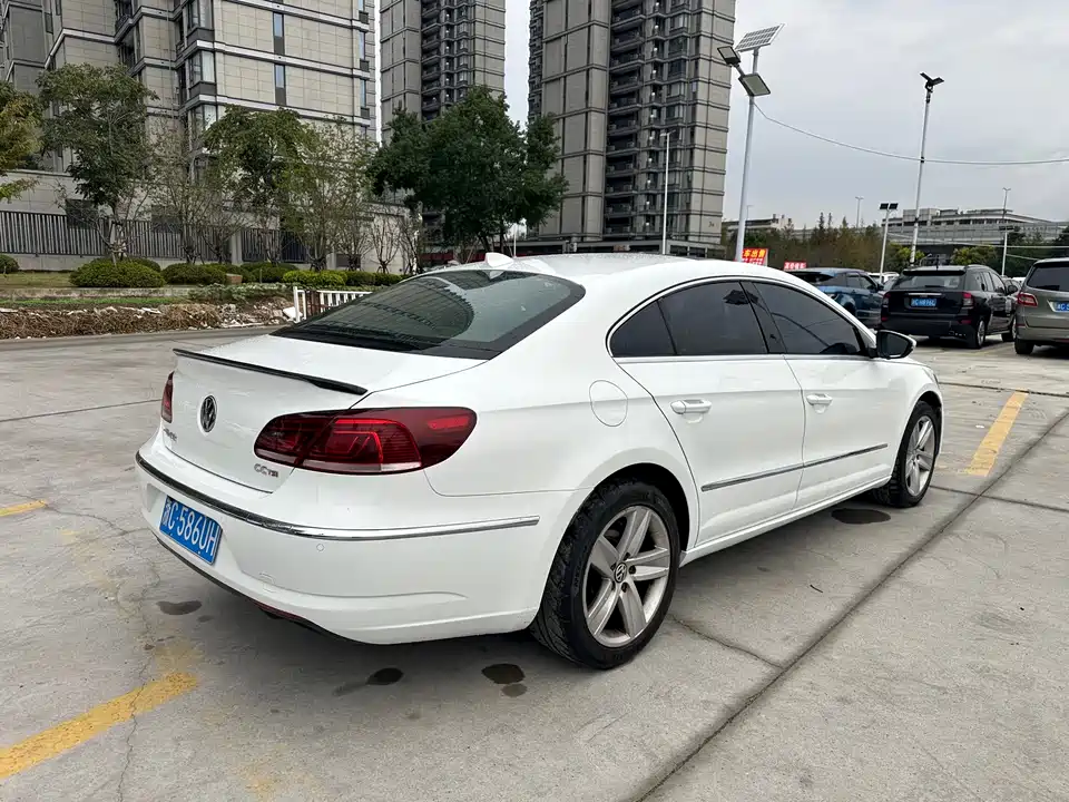 Volkswagen CC