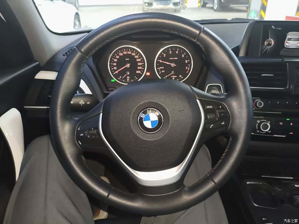 BMW 1 Series, 2016 11