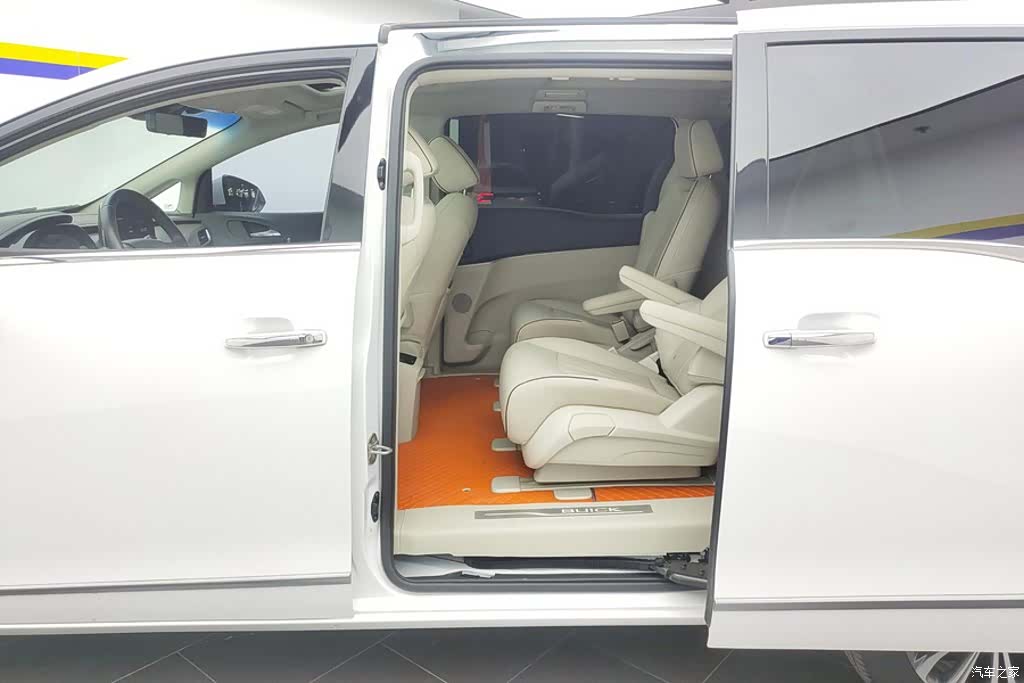 Buick GL8, 2022 11