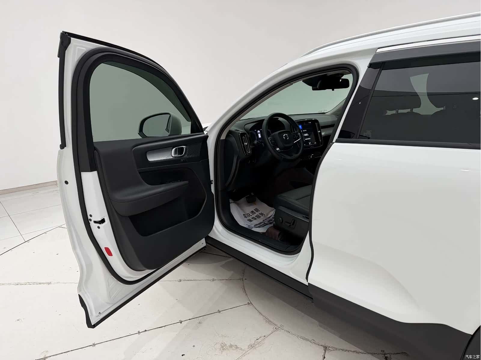 Volvo XC40, 2022 13