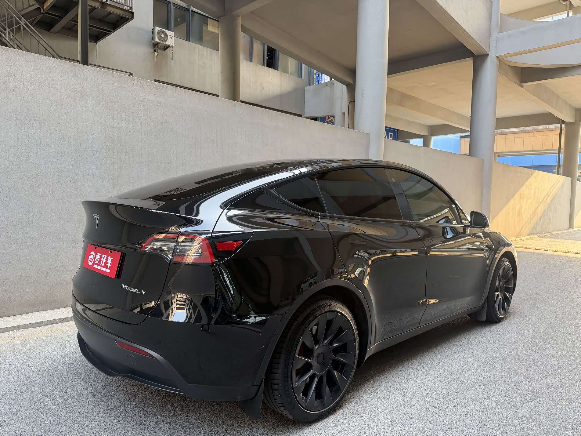 Tesla Model Y, 2021 3