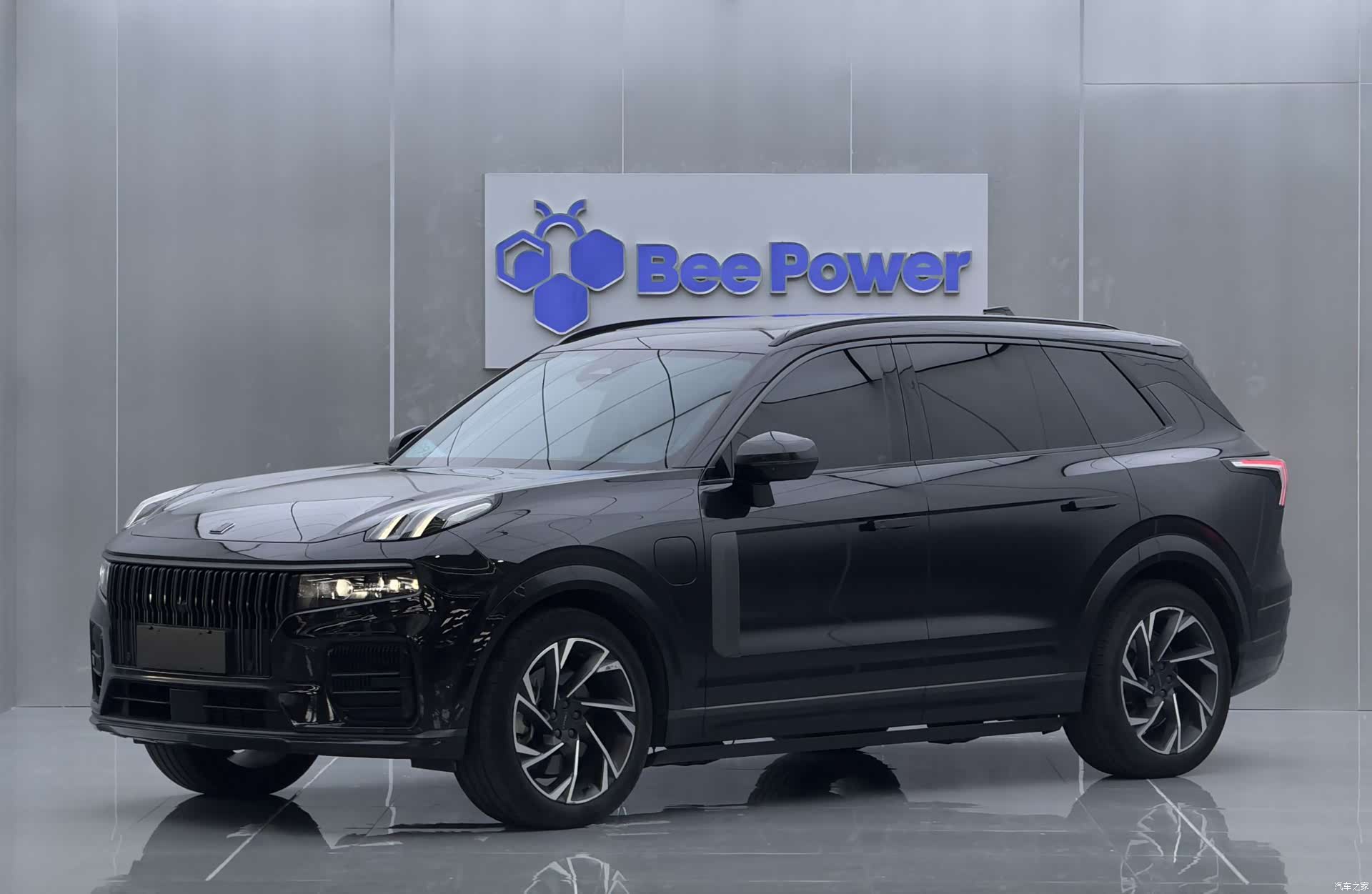 Lynk & Co 02