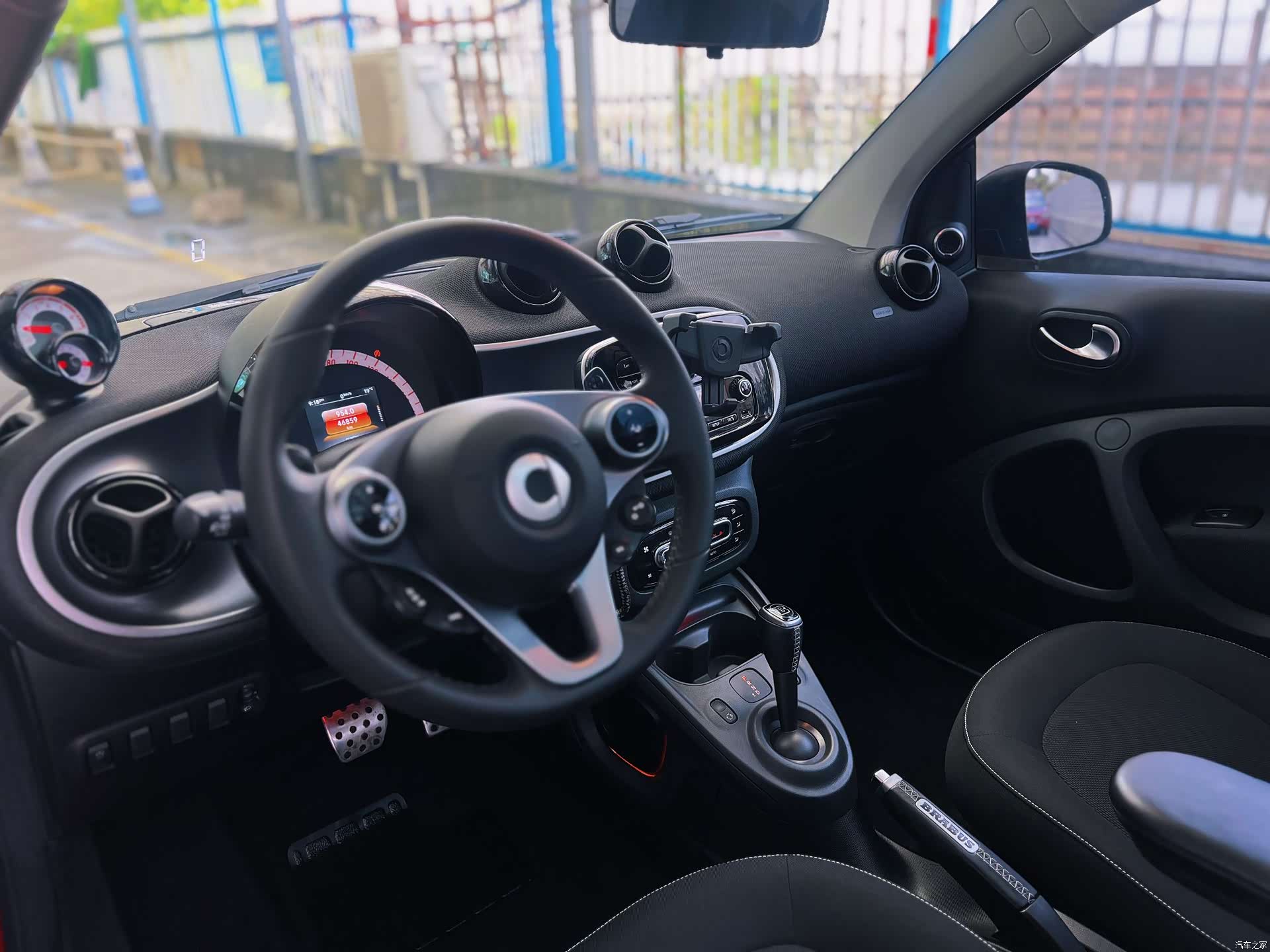 Smart Fortwo, 2018 14