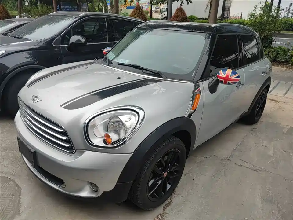 MINI COUNTRYMAN