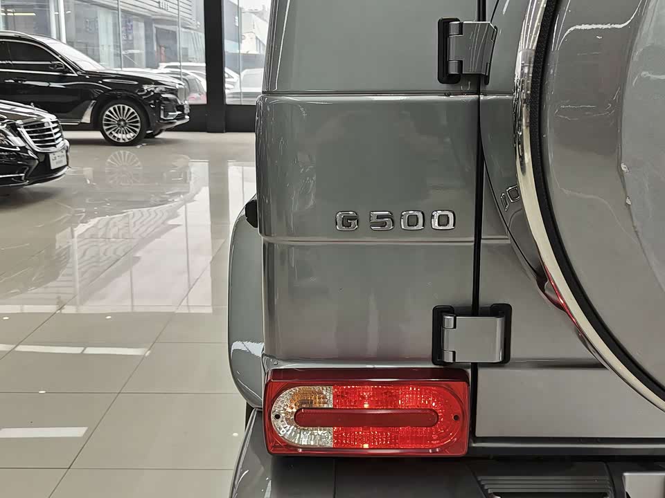 Mercedes-Benz G-class