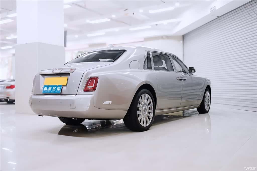 Rolls-Royce Phantom, 2019 6