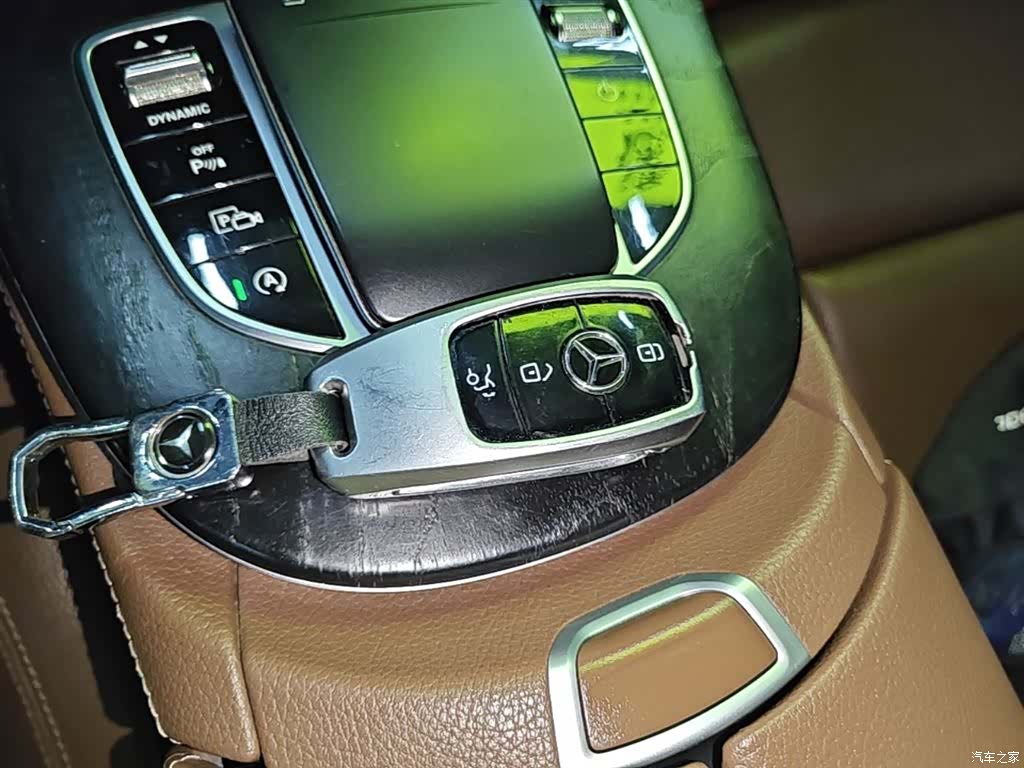 Mercedes-Benz E-Class, 2019 9