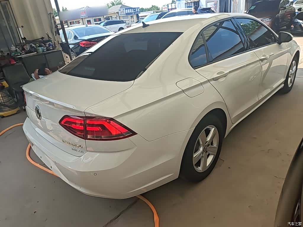 Volkswagen Lamando, 2018 7