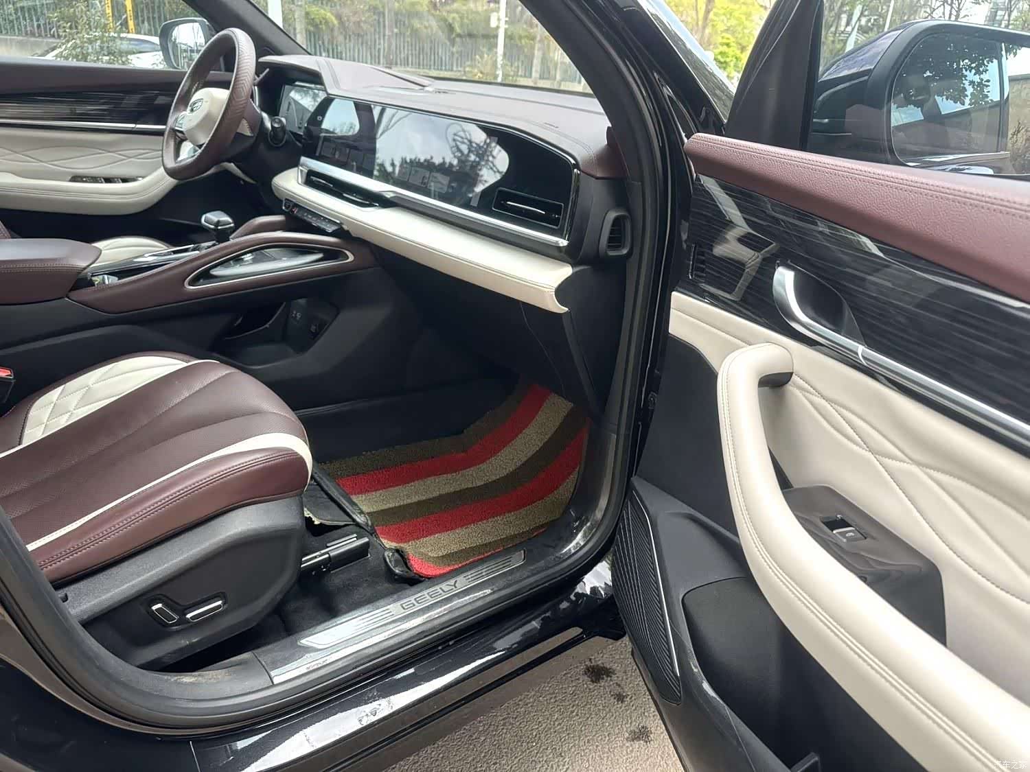 Geely Xingyue L, 2021 10