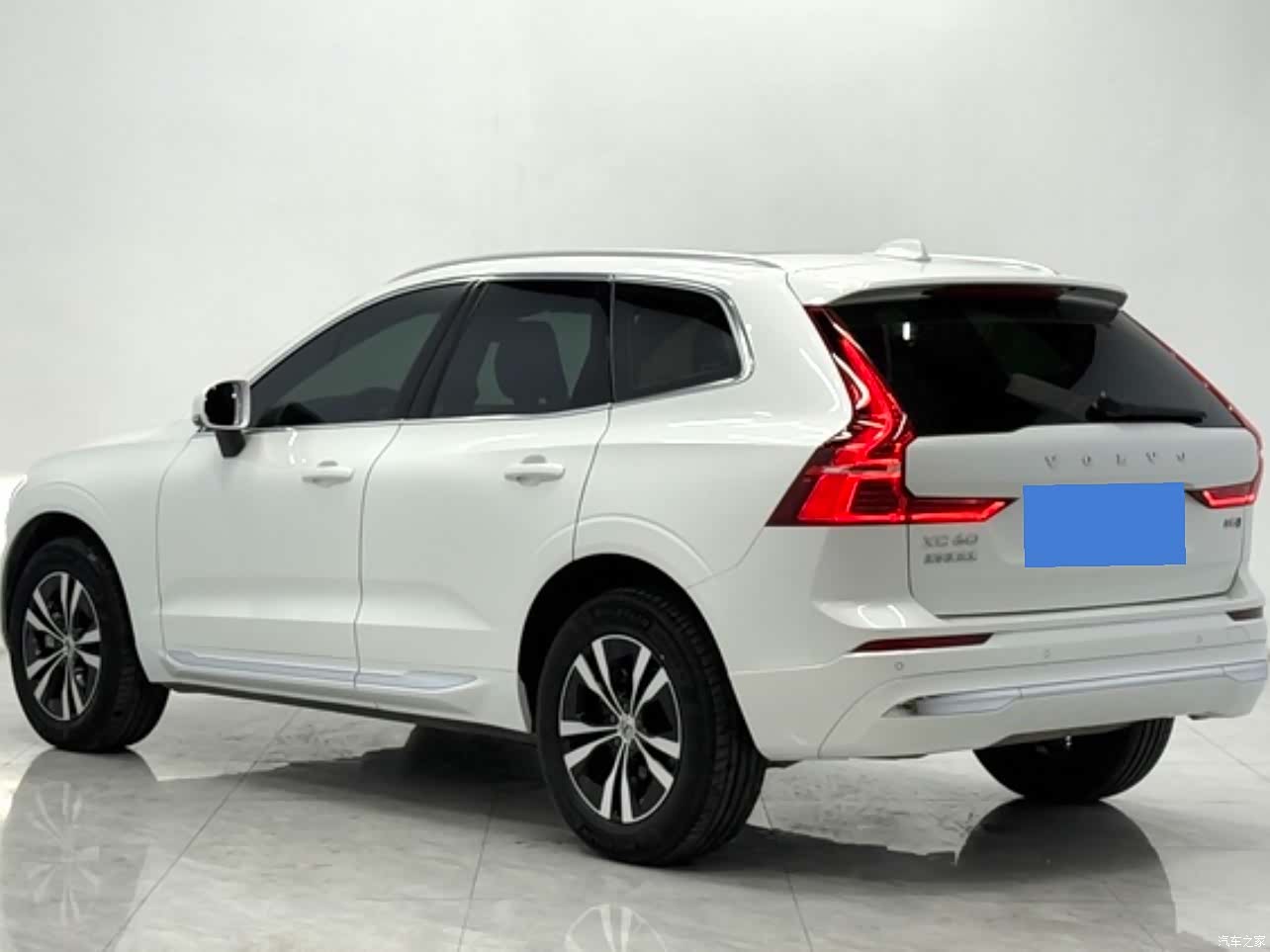 Volvo XC60, 2023 все фото