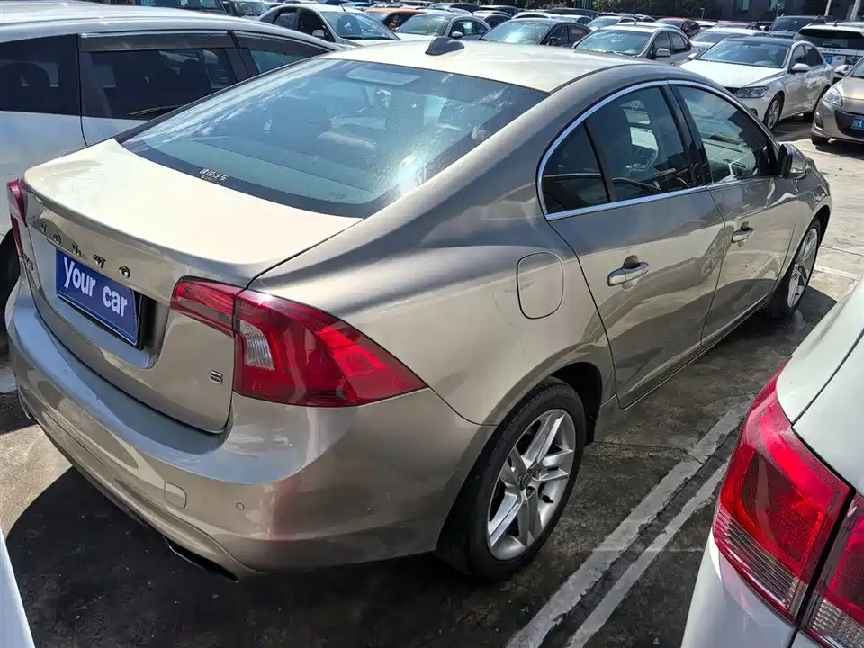 Volvo S60