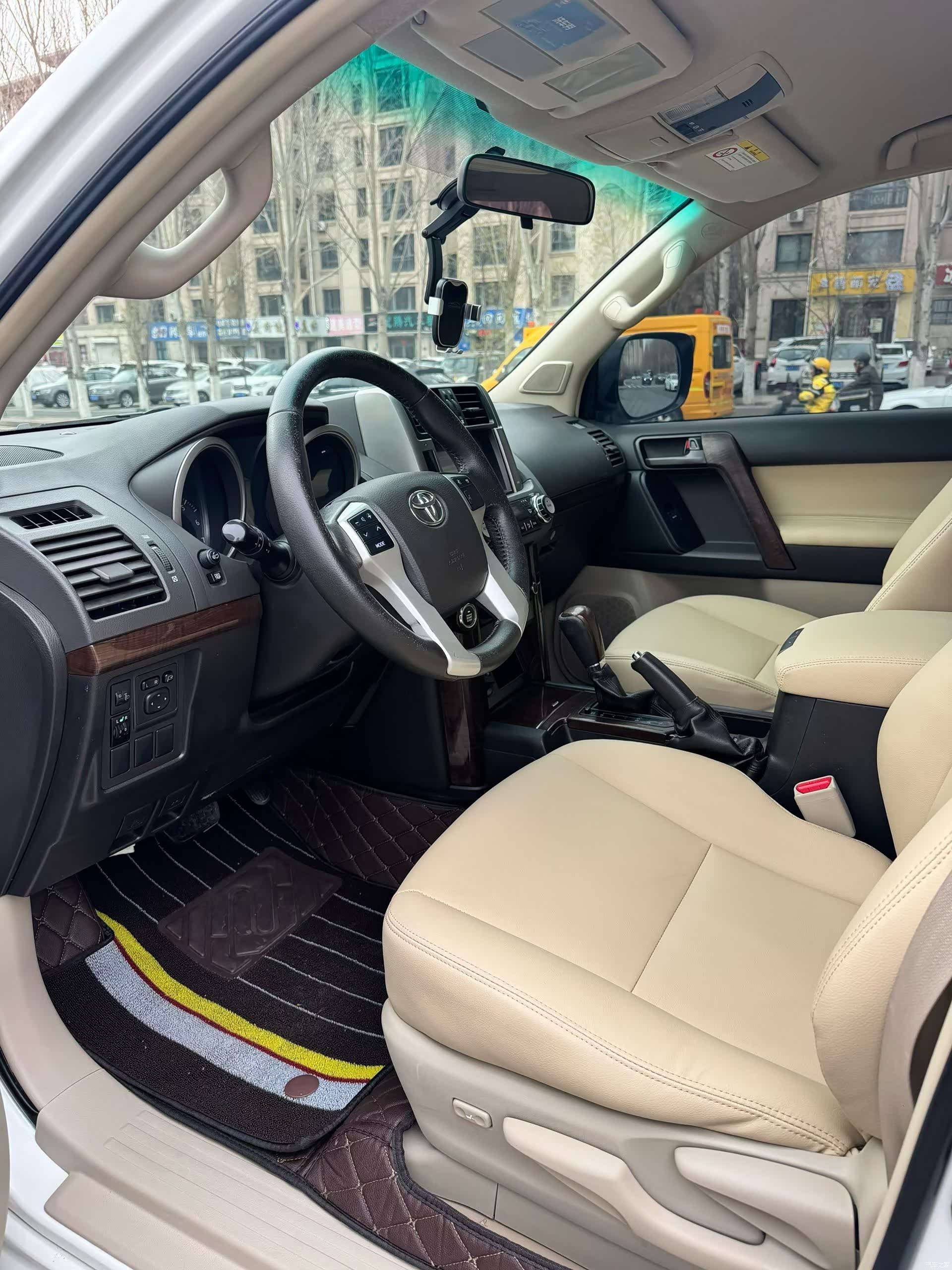 Toyota Prado, 2011 4