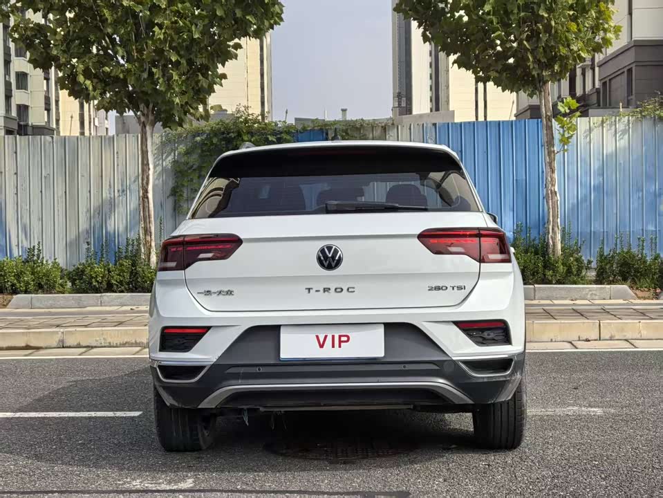 Volkswagen T-ROC exploring Songs