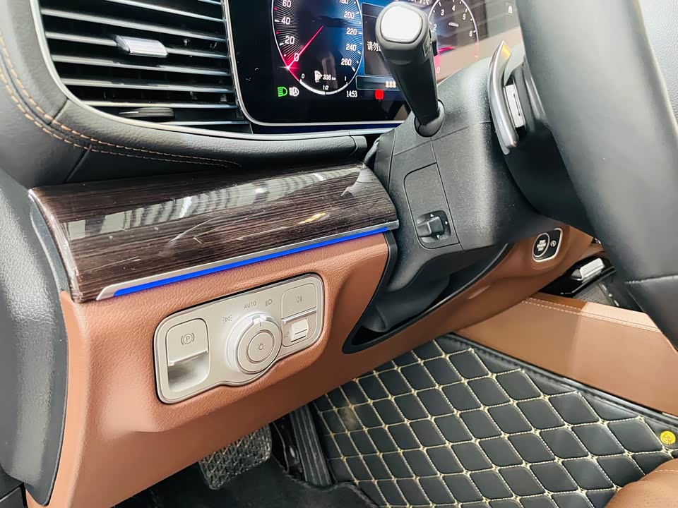 Mercedes-Benz GLE Mercedes-Benz GLE