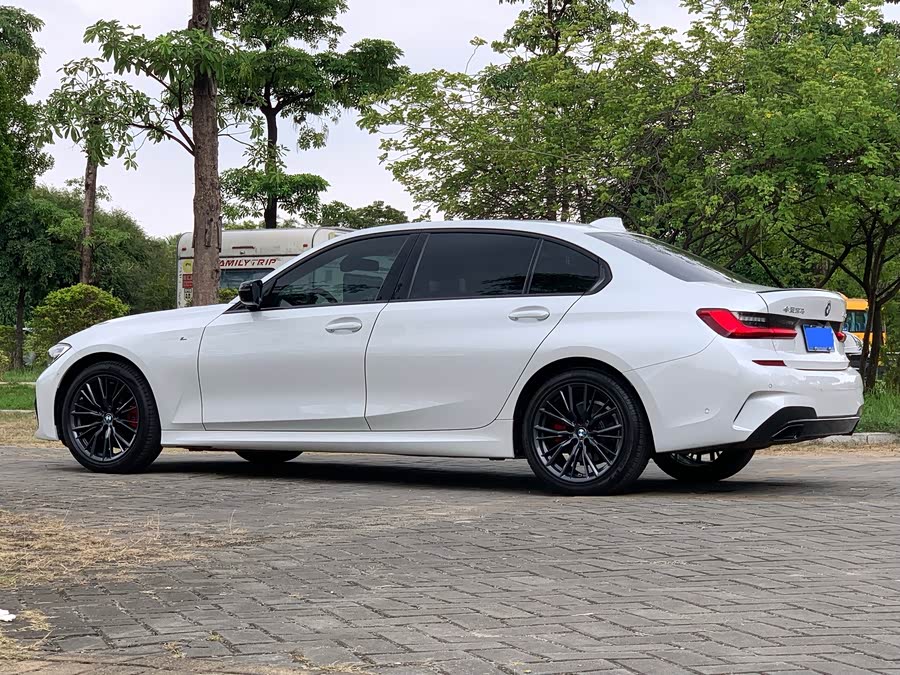 BMW 3 Series 2021, фото 4