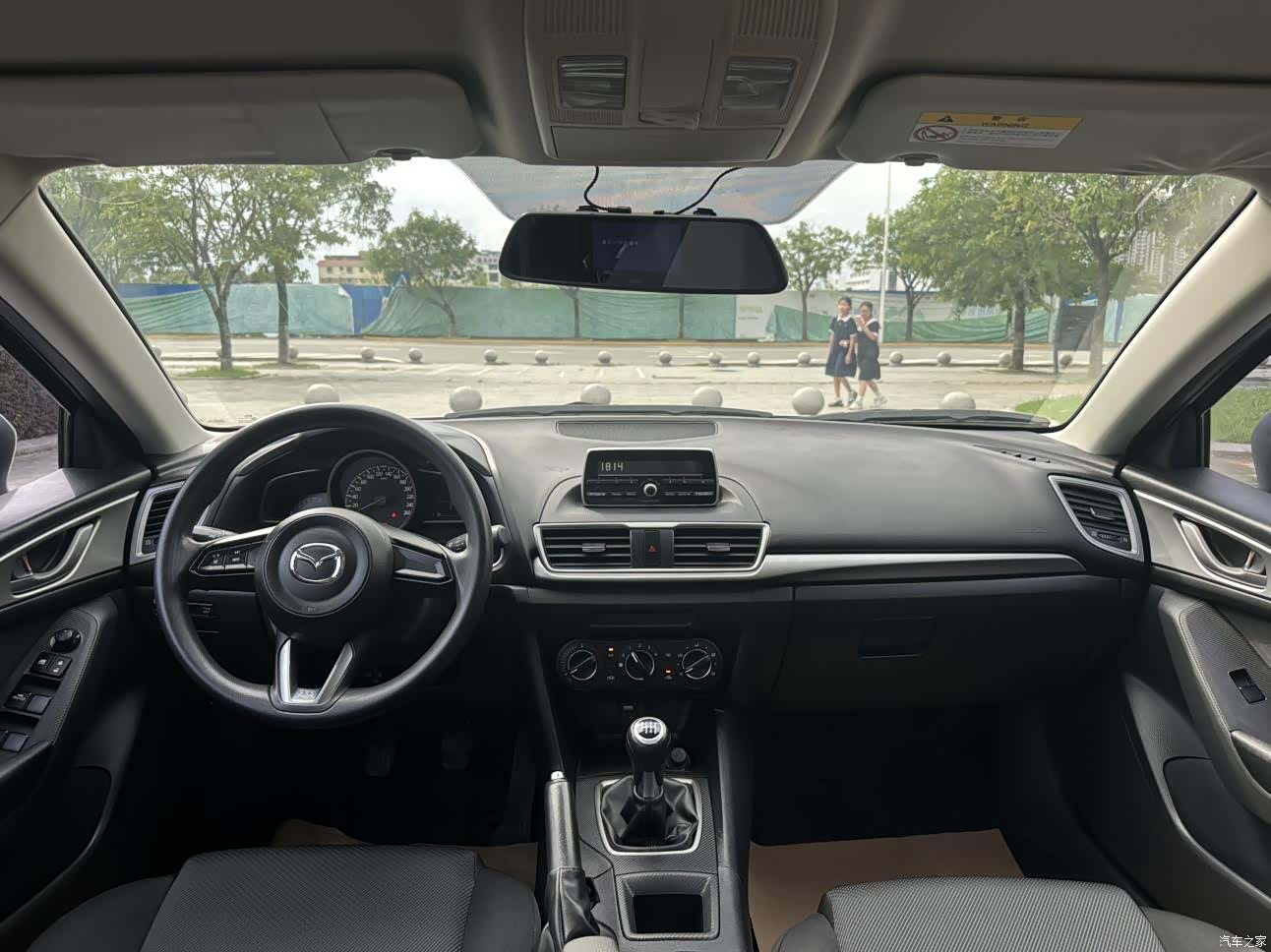 Mazda Mazda3, 2017 9