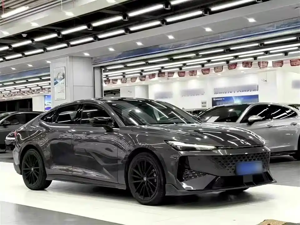 Changan UNI-V