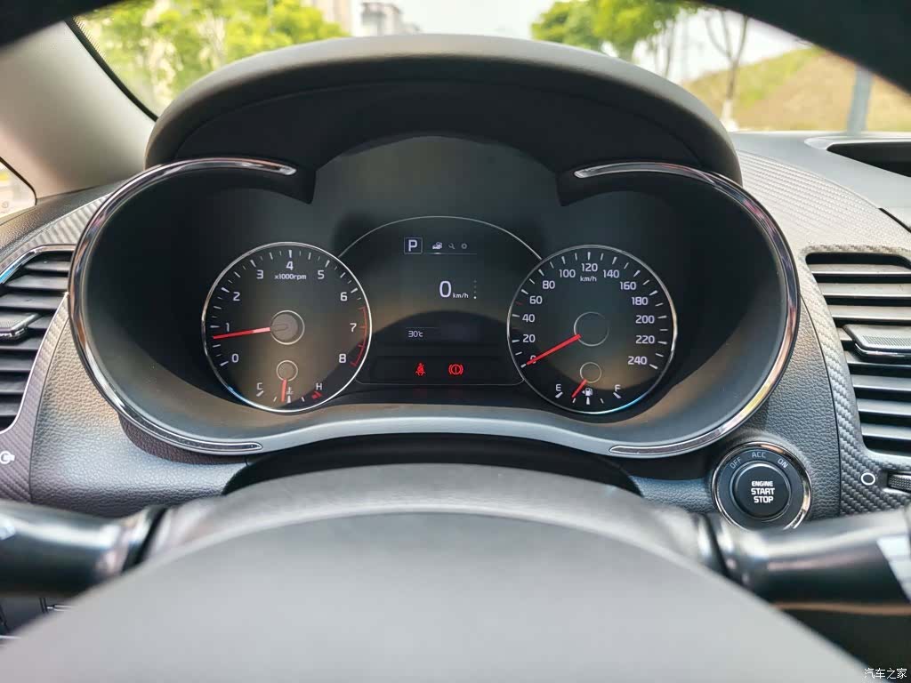 Kia K3, 2017 4
