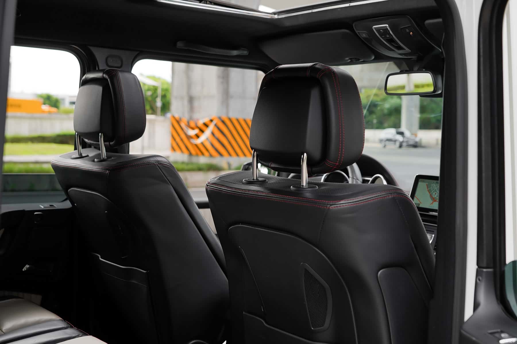 Mercedes-Benz G-Class, 2016 37