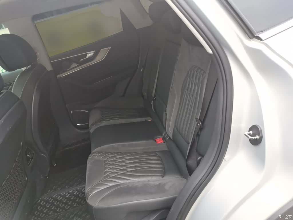 Hongqi HS5, 2022 17