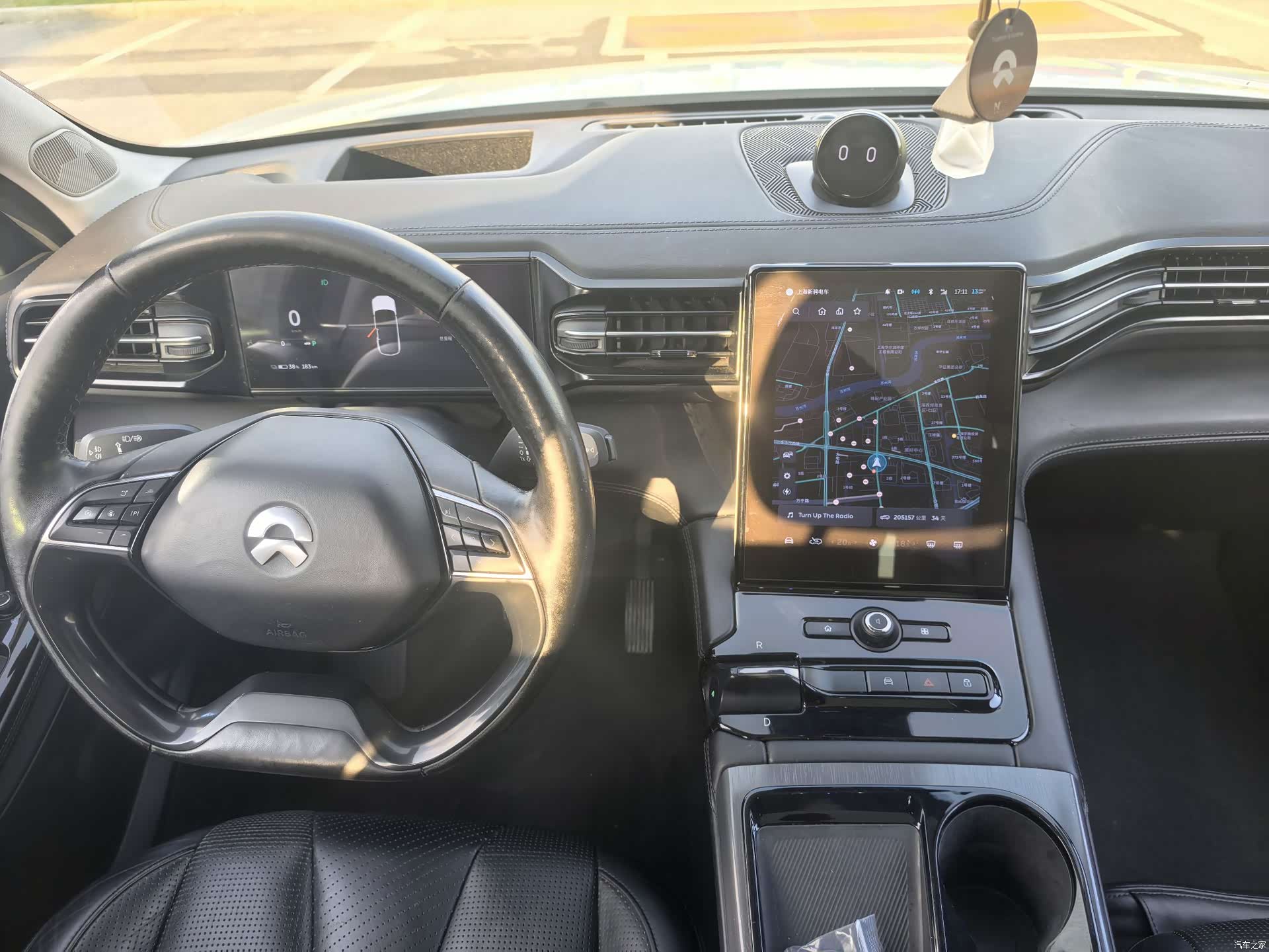 NIO ES8, 2020 15