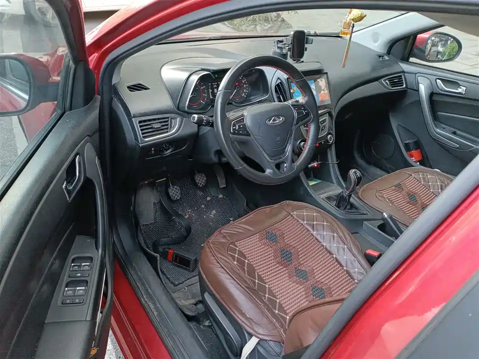 Chery Arrizo 5