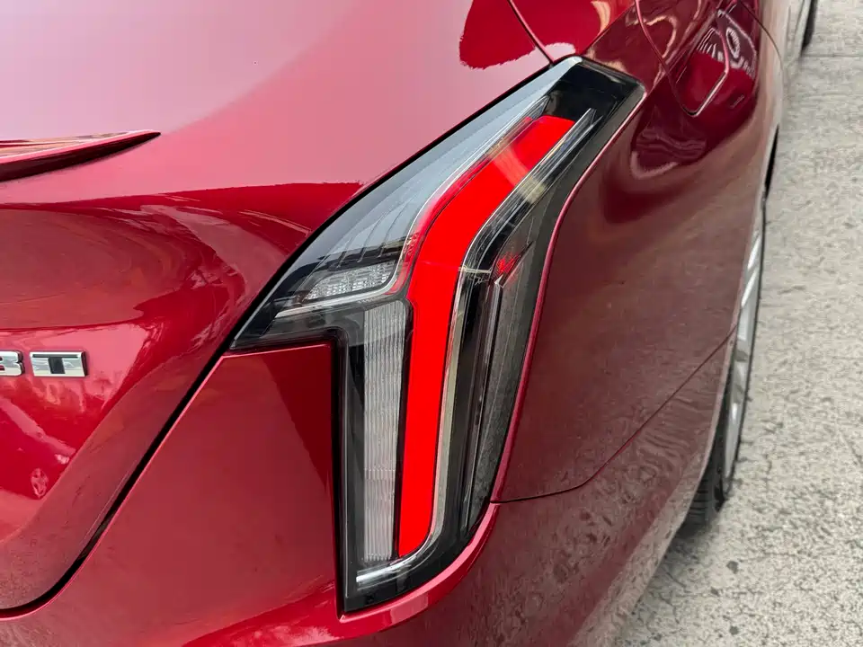 Cadillac CT4