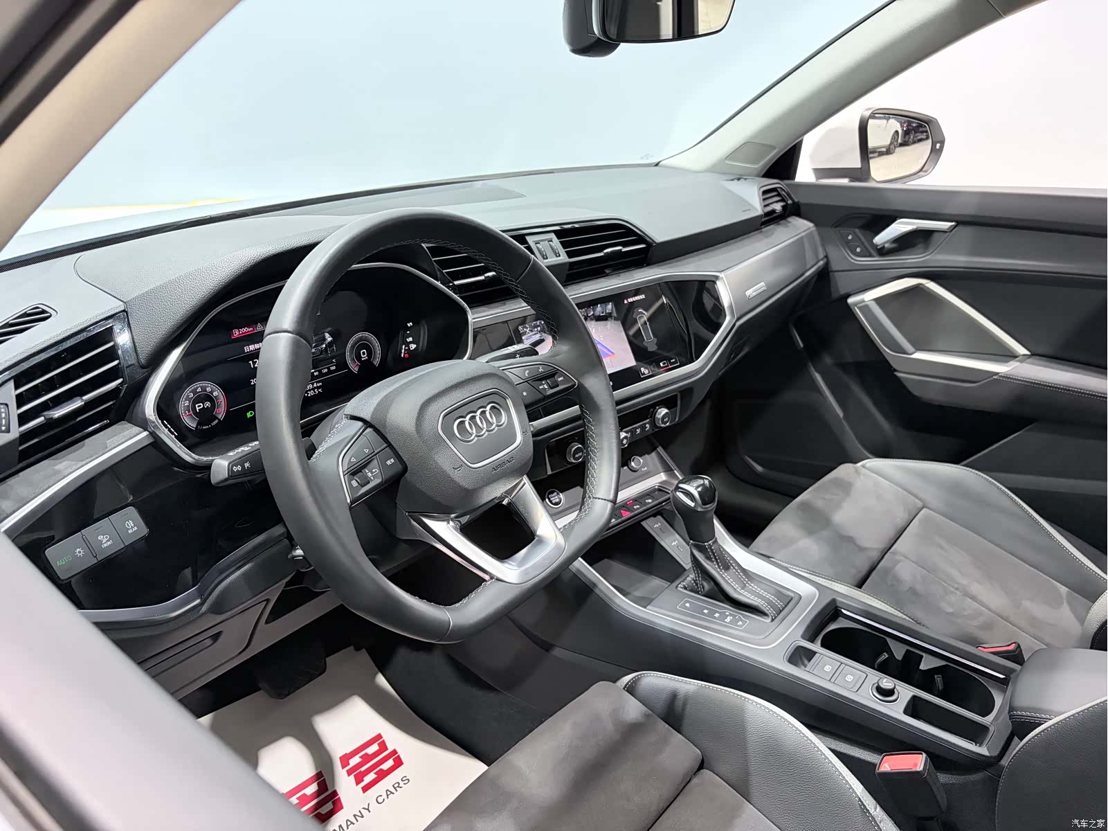 Audi Q3, 2022 14