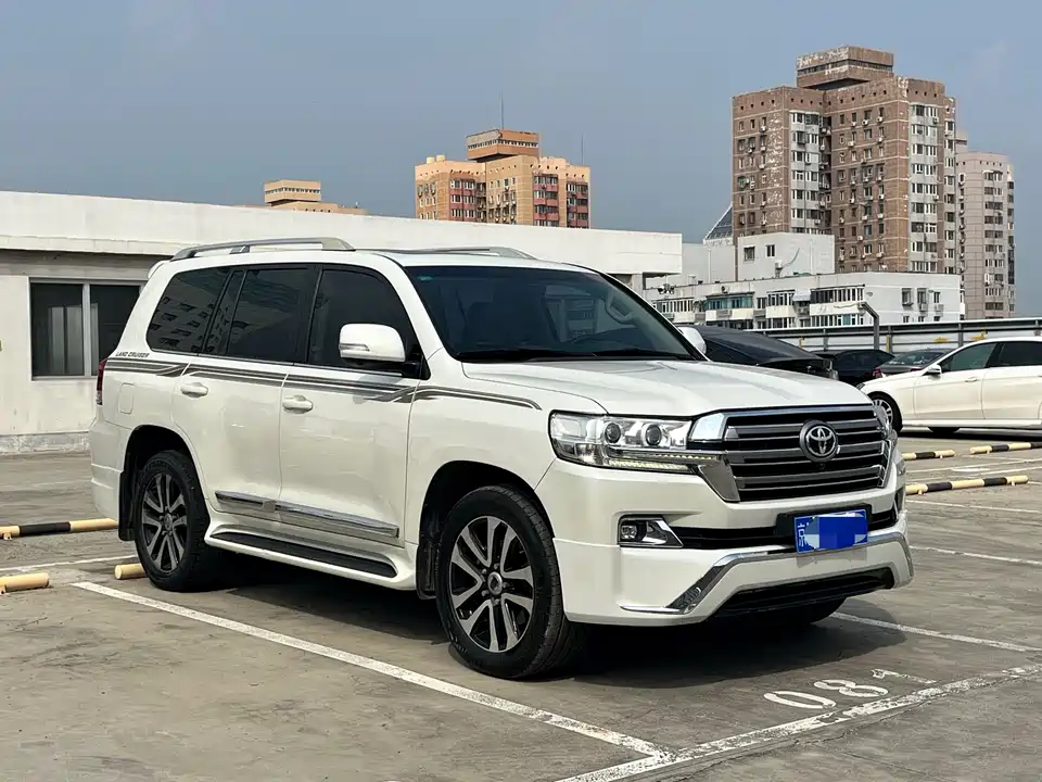 Toyota Land Cruiser Toyota Land Cruiser