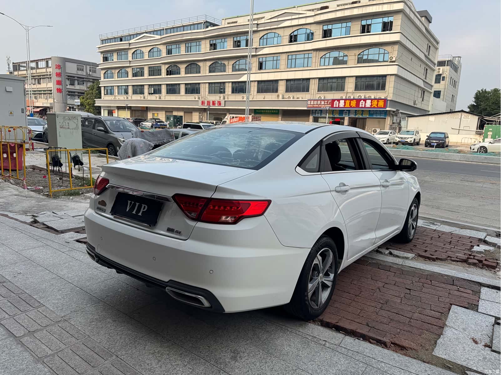 Geely Emgrand, 2020 17